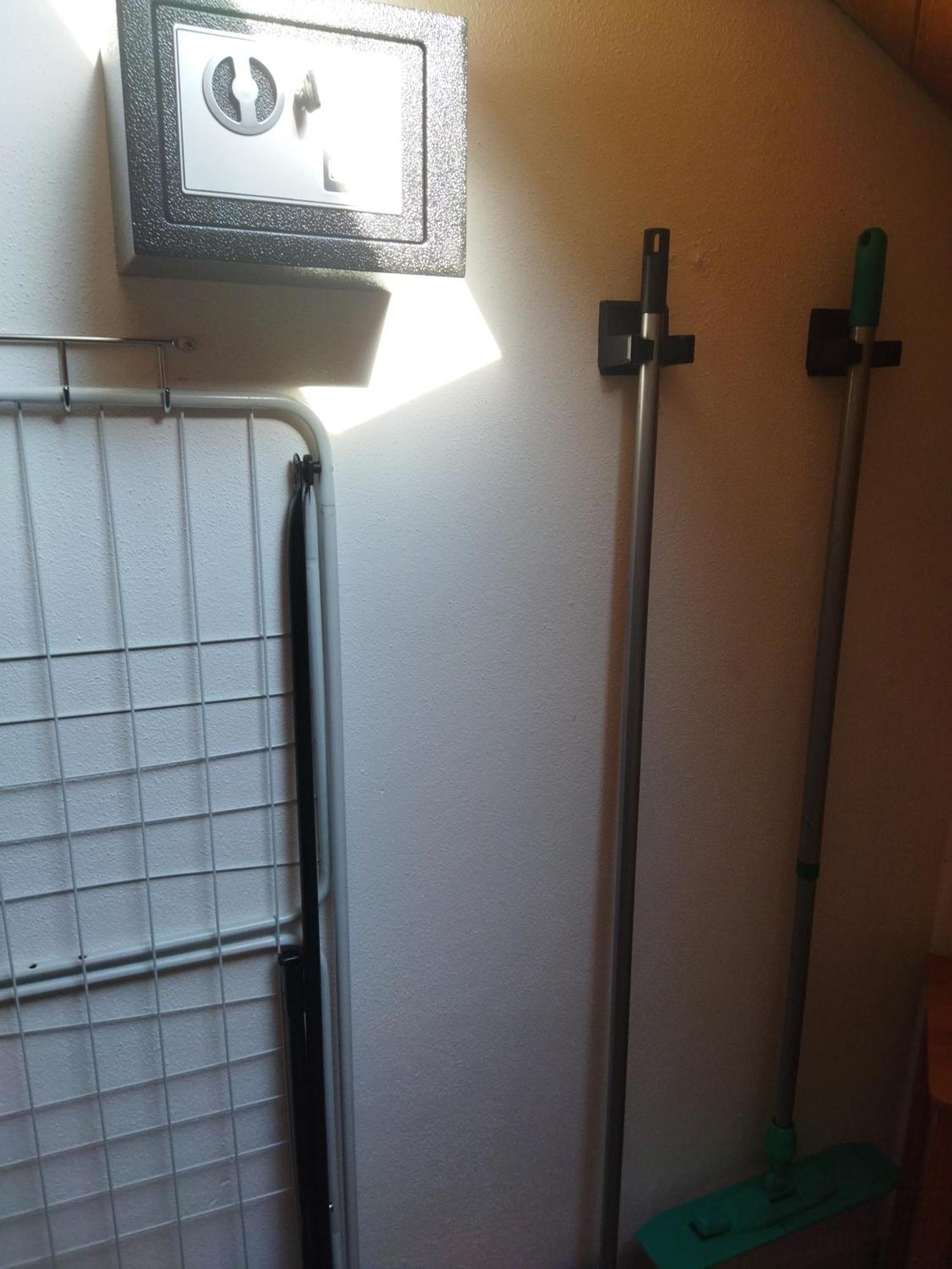 Aussergewoehnliche Atelierferienwohnung Mit Balkon An Der Donau Winzer 외부 사진