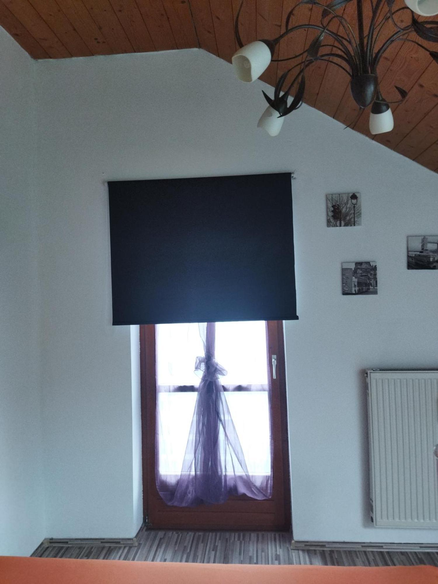Aussergewoehnliche Atelierferienwohnung Mit Balkon An Der Donau Winzer 외부 사진