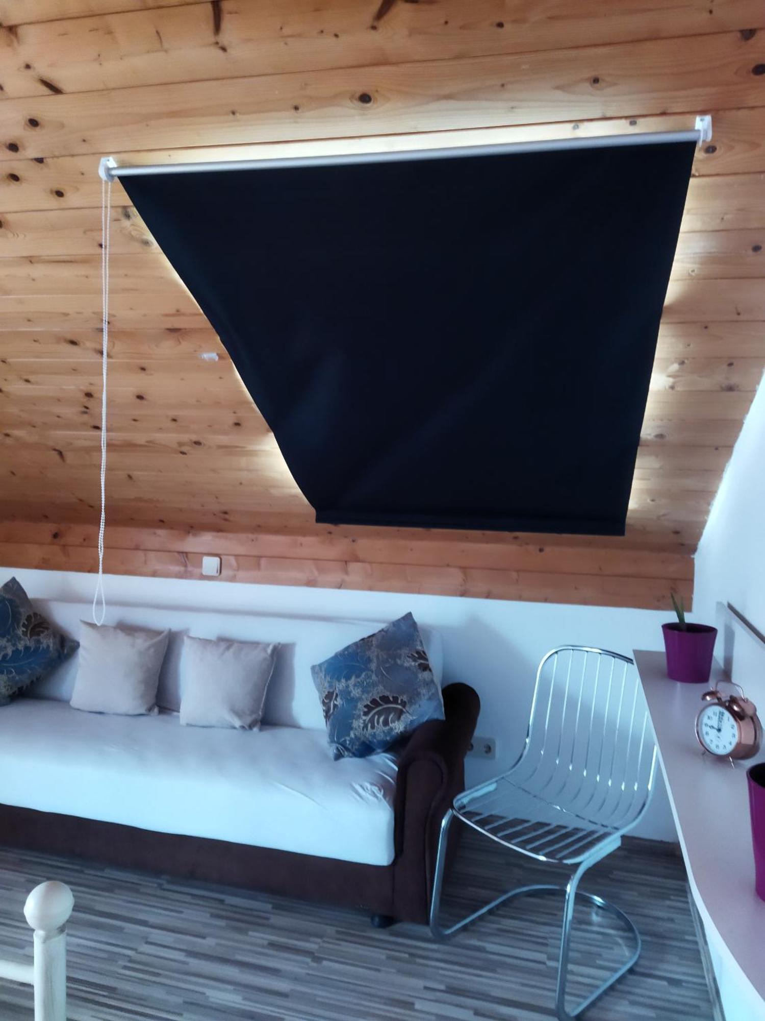 Aussergewoehnliche Atelierferienwohnung Mit Balkon An Der Donau Winzer 외부 사진